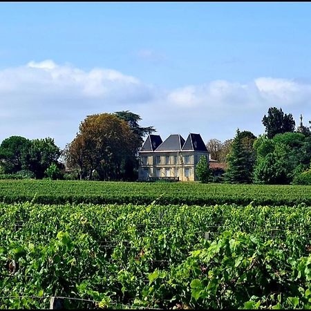 Chateau Tanesse De Tourny Bayon Luaran gambar