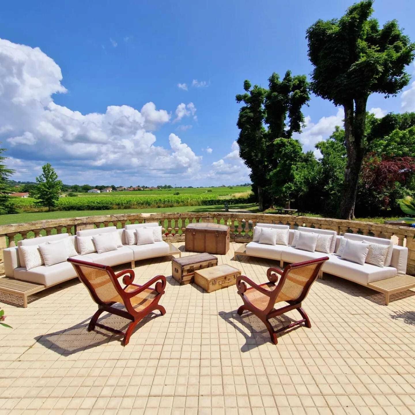 Chateau Tanesse De Tourny Bayon Luaran gambar